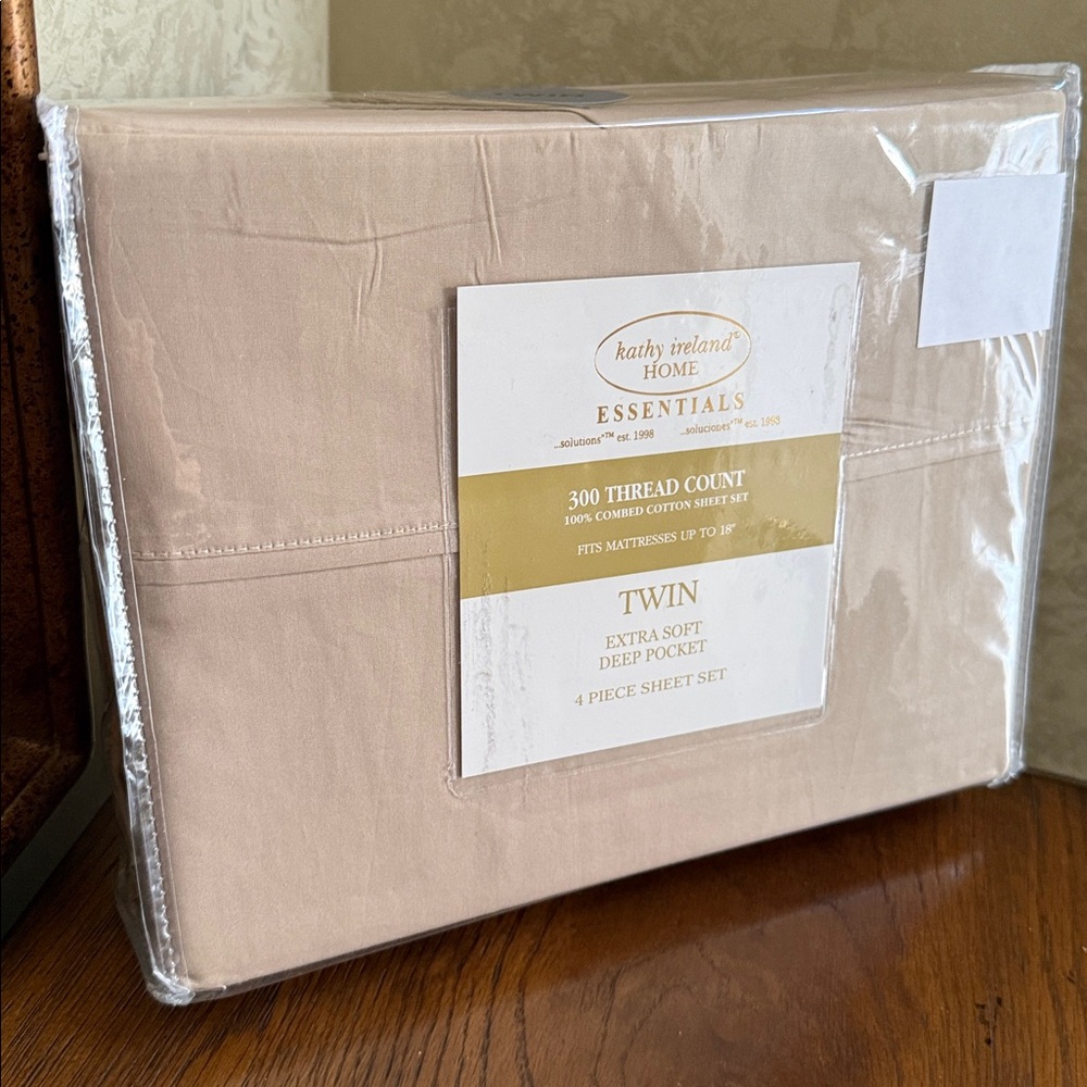 Kathy Ireland Home Essentials Twin Sheet Set in tan/beige. 300 Thread count. - Picture 5 of 14